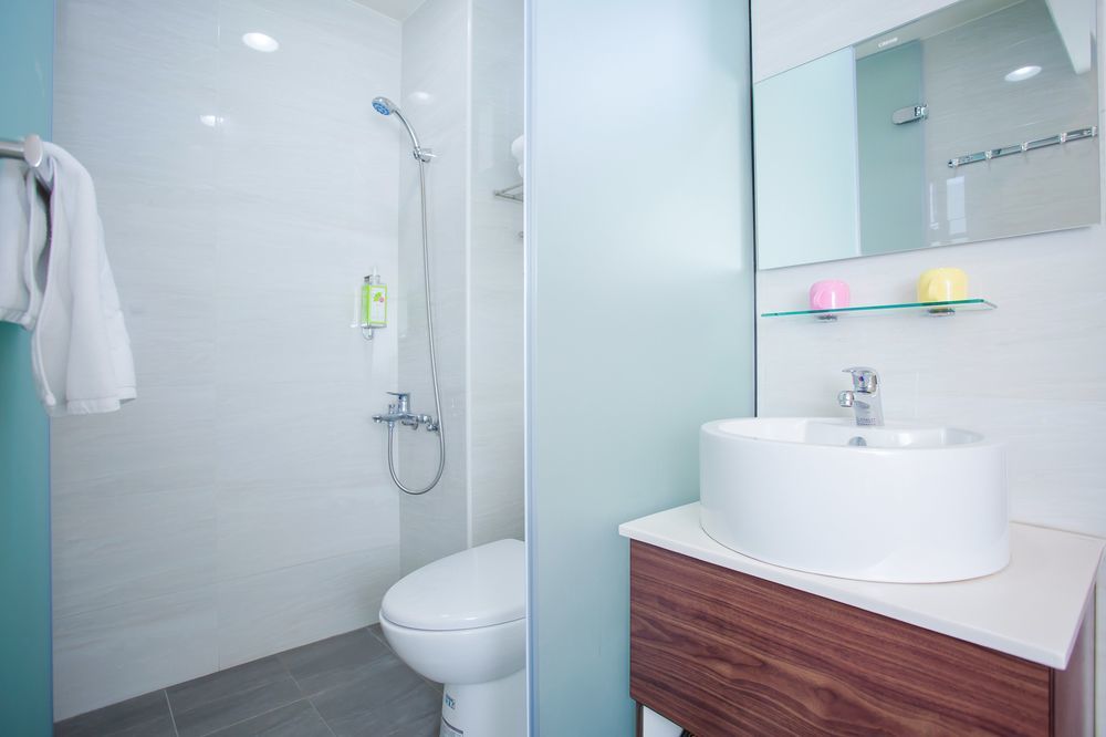 Hotel 九九商旅 à Taichung Extérieur photo